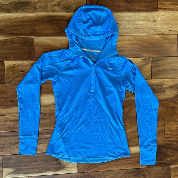 Nike Running Blue Long Sleeve Hooded Pullover size Medium - Picture 1 of 3